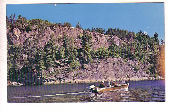 Palisades, Motor Boat, French River, Ontario, Photo Ron Balaam