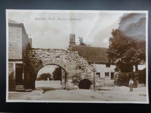 Lincolnshire LINCOLN NEWPORT ARCH, ROMAN GATEWAY Old RP PC by Woodstone Bros