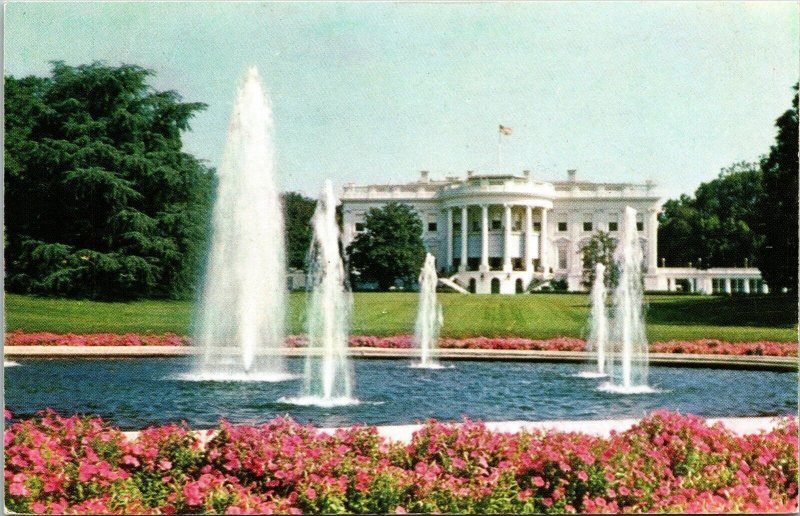 White House Washington DC Water Fountains Postcard VTG UNP Flowers Vintage  