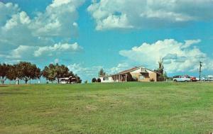 TUCUMCARI, New Mexico TUCUMCARI MUNICIPAL GOLF COURSE  Clubhouse  Postcard