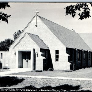 c1950s Iowa Falls, IA RPPC First Christian Church Real Photo Postcard A103