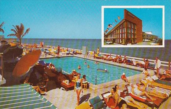 Florida Miami Beach The Caranan Motel With Pool On The Ocean