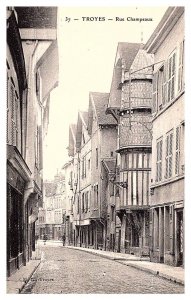 Troyes , rue Champeaux