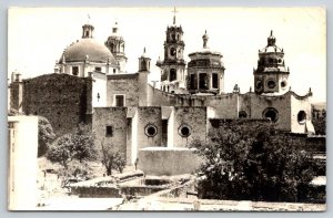 1958  RPPC  hotel La Quinta  Jacotepec  Jalisco  Mexico    Postcard