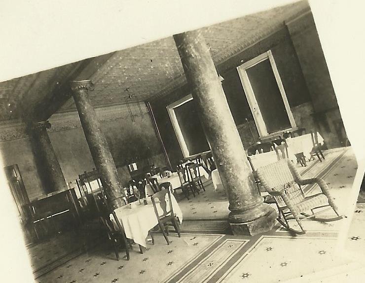 Grand Rapids MICHIGAN RPPC c1910 INTERIOR RESTAURANT Cody Cafeteria ADVERTISING