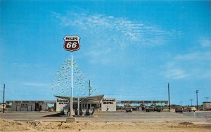 Del Rio Texas Fisherman's Headquarters, Phillips 66 Sign Vintage Postcard U7285