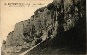 CPA Le TRÉPORT Les falaises et le funiculaire des Terrasses (416217)