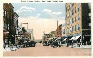 IA, Cedar Rapids, Iowa, Second Avenue, Looking West, Baylis Post Card