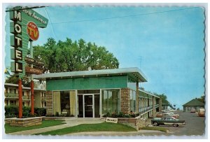 1972 North American Motel Toronto Ontario Canada Vintage Posted Postcard 