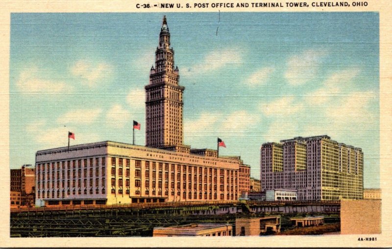 Ohio Cleveland New Post Office and Terminal Tower Curteich
