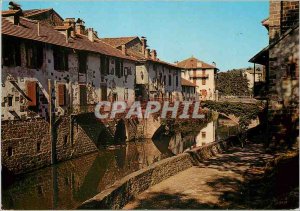 Modern Postcard St Jean Pied de Port (Pyrennees Atlantiques) Old Houses on th...