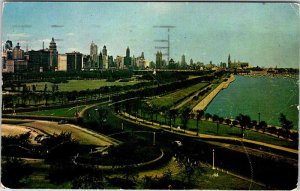 Postcard CITY SKYLINE SCENE Chicago Illinois IL AN7070