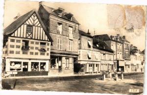 CPA MONTREUIL - L'Argillé - Place du Marché (182723)