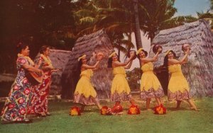 Vintage Postcard Kent Gihrard's Hula Nani Girls In Pahu Skirts Honolulu Photo