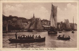 CPA DEAUVILLE Vue du Port (1229722)