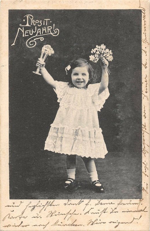 US3307 Prosit Neujahr Little Girl in Dress, Flowers Happy New Year greetings