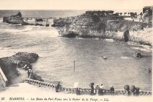 BR72647 les bains du port vieux vers le rocher de la vierge  biarritz  france