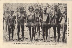 indonesia, SUNDA ALOR, Native Headhunters Family, Cannibals (1899) Postcard (3)