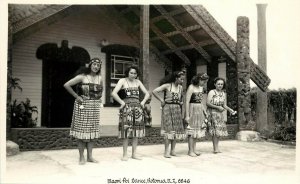 RPPC Postcard 6846 Women Maori Poi Dance, Rotorua NZ Unposted