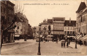 CPA Lons le Saunier Place de la Liberte (1265235)