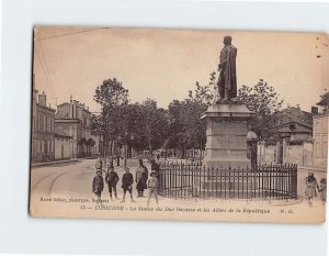 Postcard La Statue du Duc Decazes et les Allées de la République Libourne France