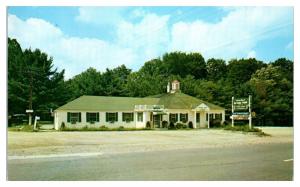 1950s/60s Taconic Park Restaurant, Williamstown, MA Postcard
