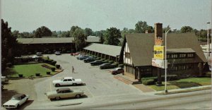 Lincoln Lodge Motel Urbana IL Postcard PC496