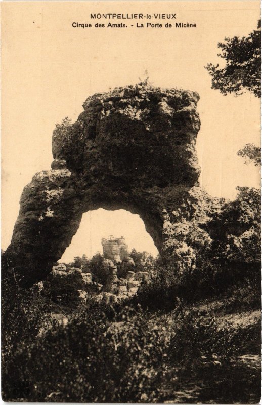 CPA Montpellier-le-Vieux - Cirque des Amats - La Porte de Micéne (113254)