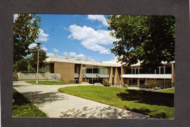 WI University of Wisconsin Platteville Student Center Postcard