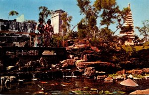 Hawaii Honolulu The Pagoda Hotel Japanese Garden