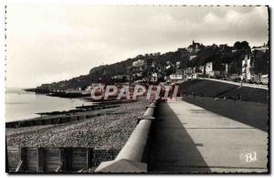 Modern Postcard Le Havre Beach Walk