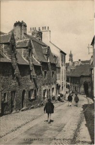 CPA LANDERNEAU - La Rue de Ploudiry (143992)