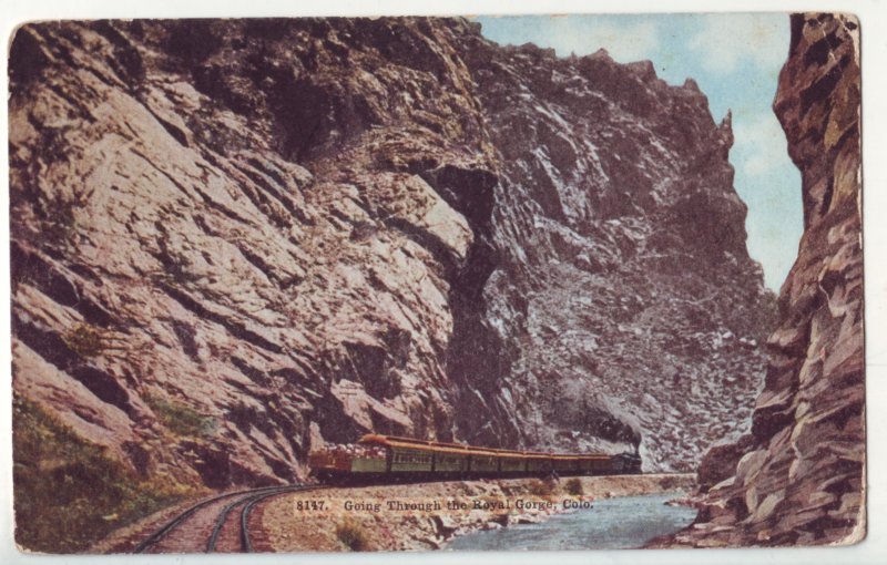P1209 old postcard unused train railroad going threw the royal gorge colorado