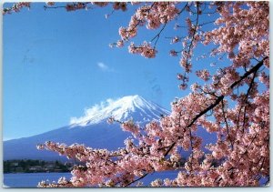 M-37916 View of Mount Fuji from Lake Kawaguchi Fuji-Hakone-Izu National Park ...