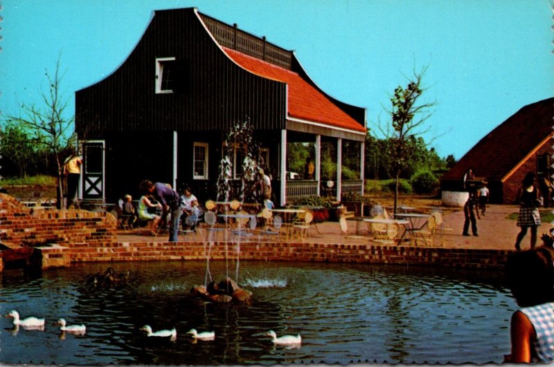 Michigan Holland Outdoor Cafe At The Dutch Village