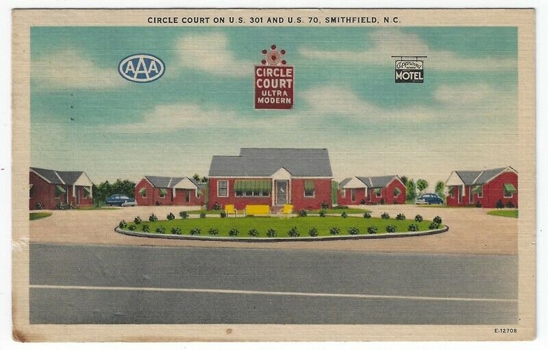 Smithfield,  North Carolina, Vintage Postcard View of Circle Court, 1954