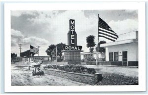 DODGE CITY, KS Kansas ~ Roadside ROYAL MOTEL c1940s Ford County Postcard