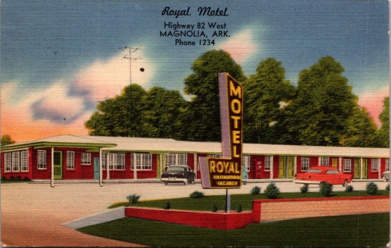 Linen Postcard Royal Motel Highway 82 West in Magnolia, Arkansas