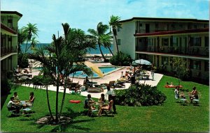 Thunderbird Motel Treaure Island St. Petersburg FL Postcard PC47