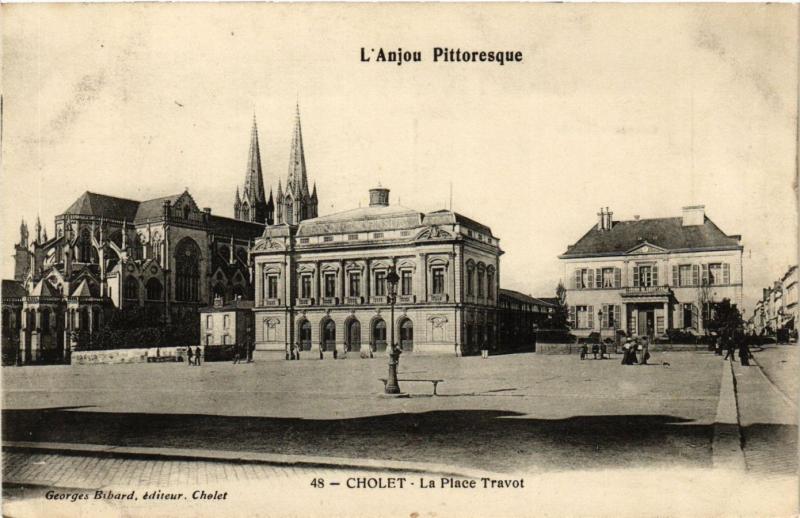 CPA L'ANJOU Pittoresque CHOLET - La Place Travot (253869)