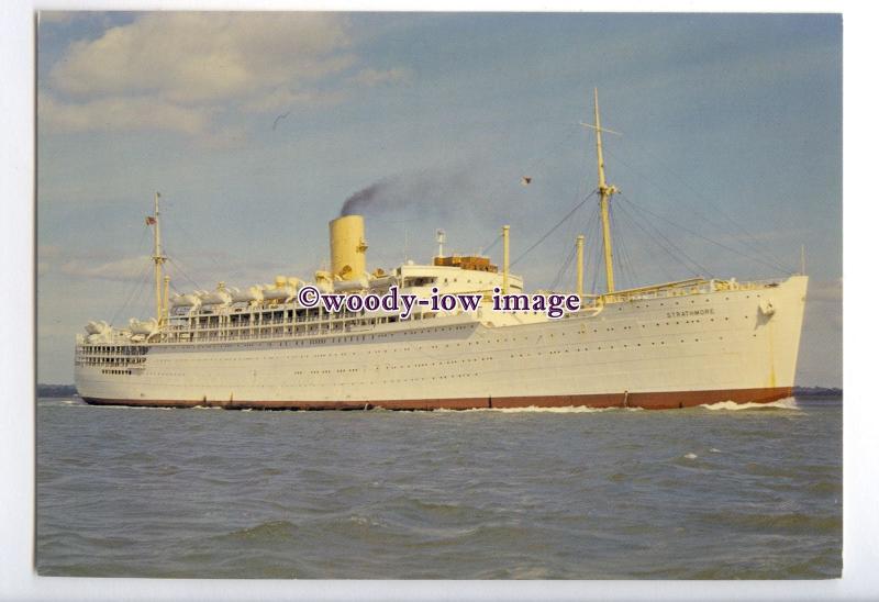 LN1380 - P&O Liner - Strathmore , built 1935 - postcard