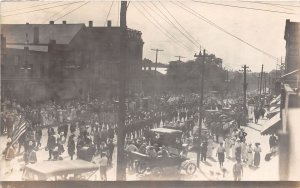 H27/ Ravenna Ohio RPPC Postcard c1910 Parade Scene Crowd Patriotic 1