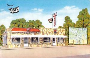 Camdenton Missouri Adams Cafe Street View Vintage Postcard K102037