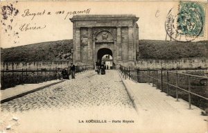 CPA La ROCHELLE Porte Royale (666720)