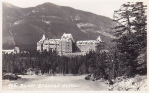 RP: BANFF, Alberta, Canada, 1920-1940s; Banff Springs Hotel