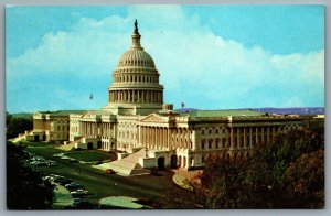 Postcard Washington D.C. c1960s United States Capitol Building Old Cars