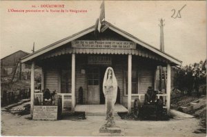 CPA DOUAUMONT Ossuaire provisoire et le Statue (119418)