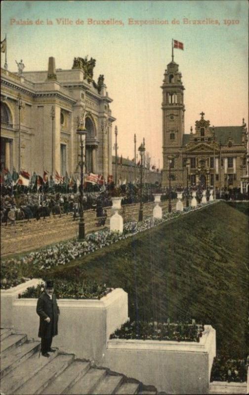 1910 Expo Bruxelles Palais de la Ville de Bruxelles Postcard