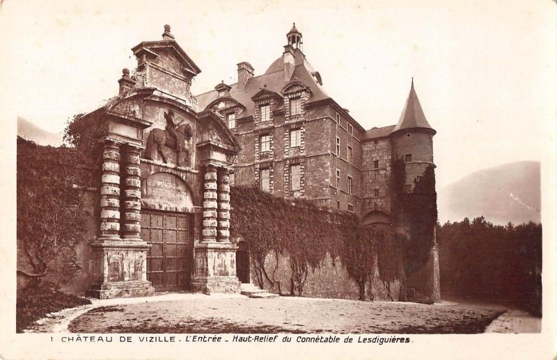 BT14462 Chateau de Vizille l entree          France