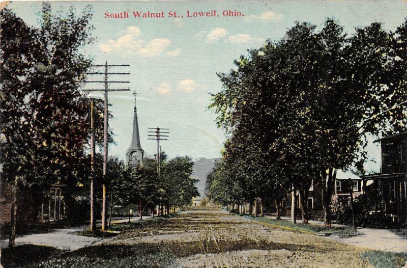 E76/ Lowell Ohio Postcard c1910 Saouth Walnut Street Homes Church